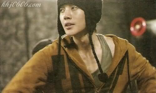 [Pics] Kim Hyun Joong on magazines