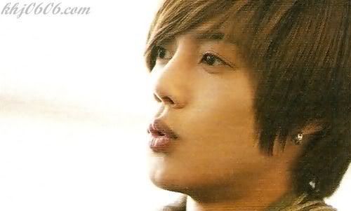 [Pics] Kim Hyun Joong on magazines