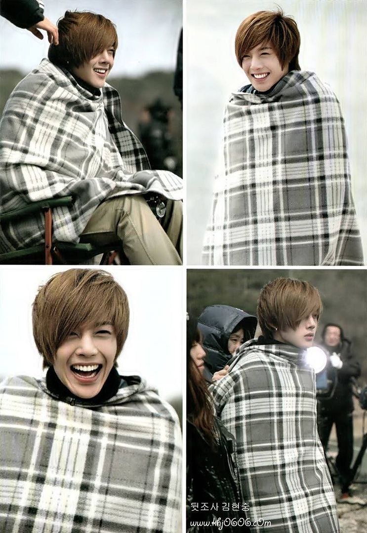 [Pics] Kim Hyun Joong on magazines