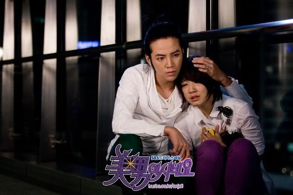 9a7f75ecb10a43fc2e2e21e8