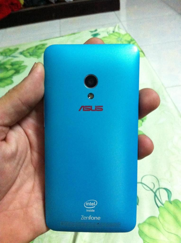 Asus zenfone 450 và iphone 4 8G máy đẹp 98% giá sinh viên