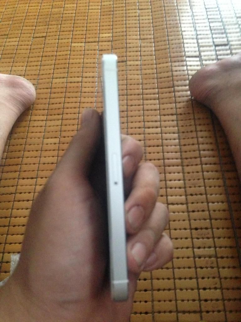 Ịp trắng 16G máy đẹp 98% giá 6Txxxx cho sinh viên học sinh - 9