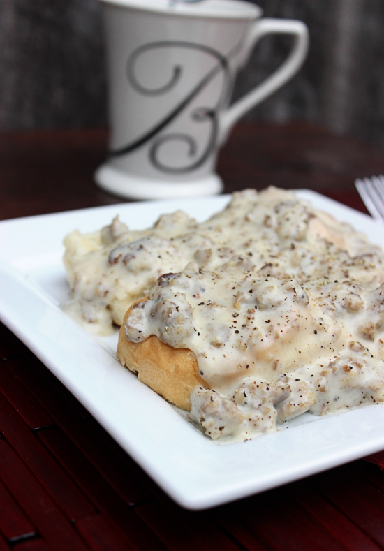 Sausage Gravy and Biscuits BigBearsWife.com @bigbearswife